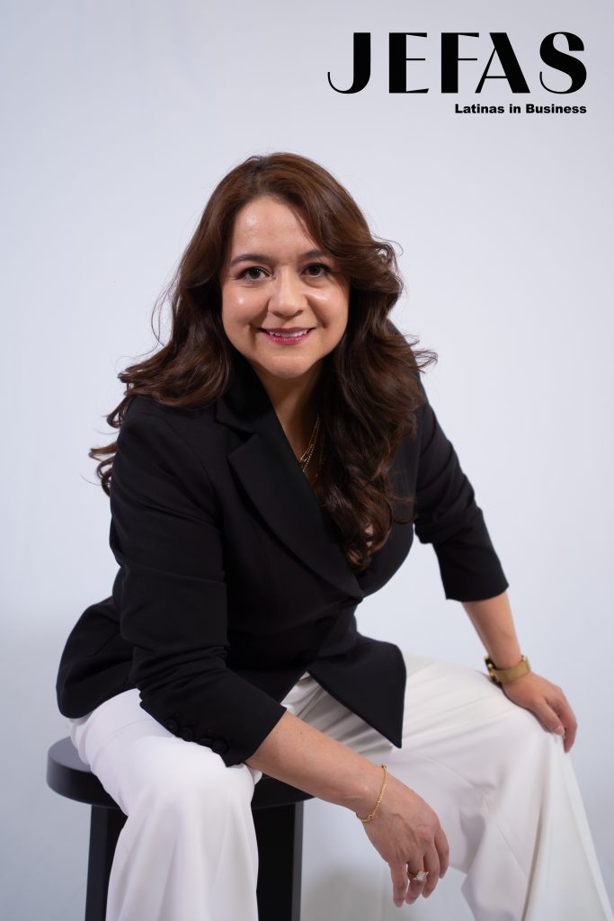 Graciela Van Wyk, asesora financiera en Edward Jones. Foto de Tatiana Peña, JEFAS Magazine.
