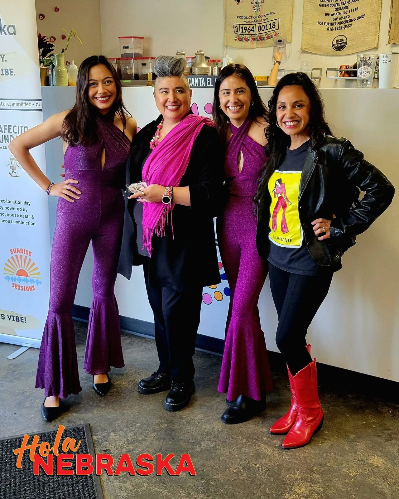 Cafecito Sundays closes its latest series with Selena, community and a full room